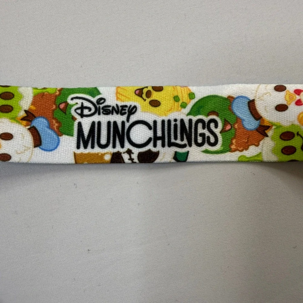 Disney Munchlings Lanyard Reversible Unisex OS Blue NEW Pin Trading Sweet Treats